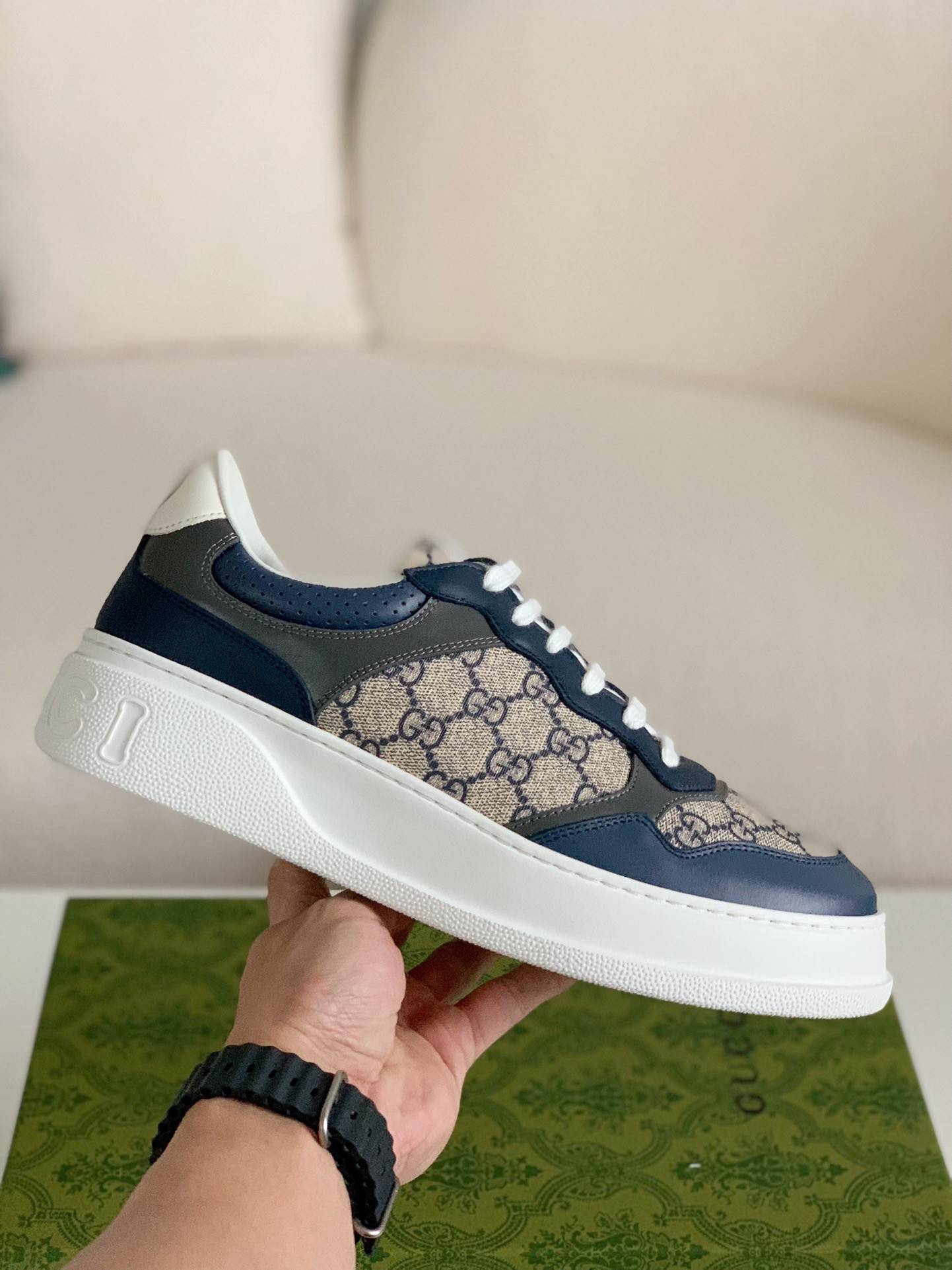 GU*Isneakers Cowhide
