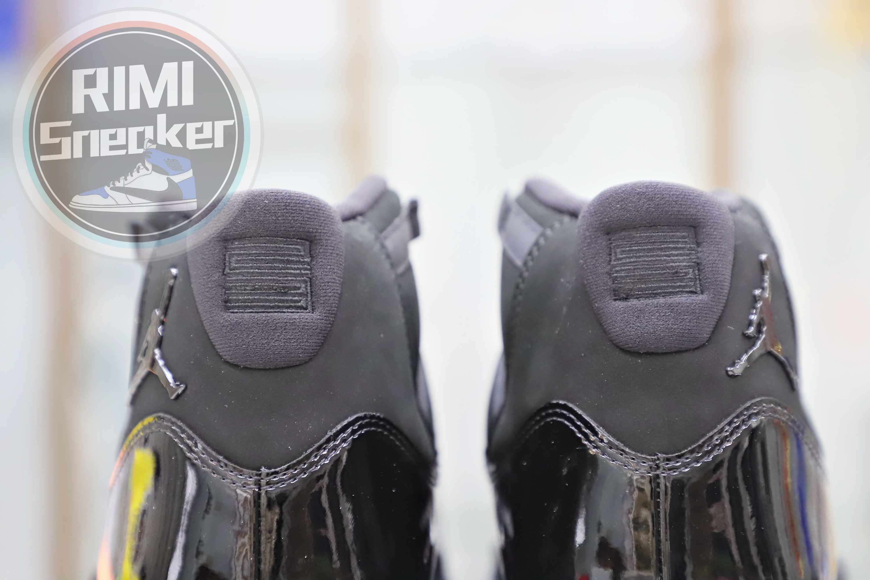 AIR JORDAN 11 RETRO