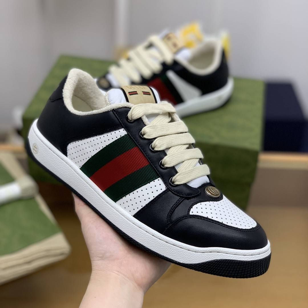 GU*IDirty shoes