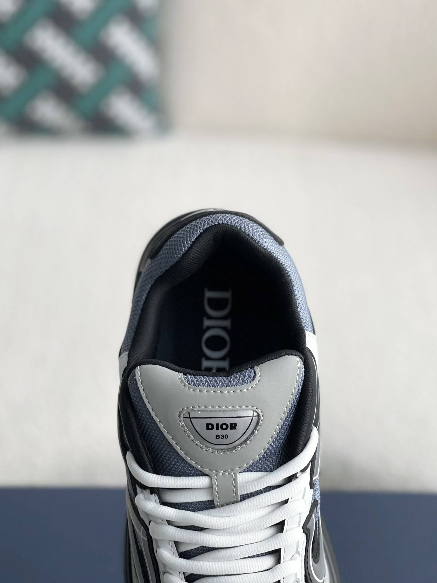D*OR B30 New Sneaker