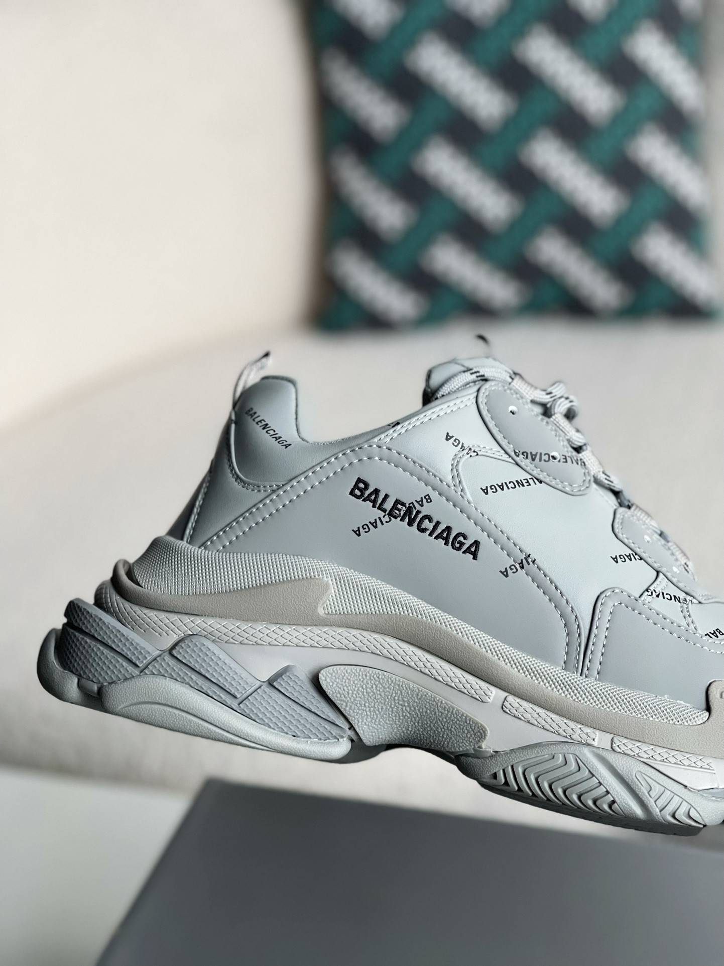 BLCG Runner Sneakers