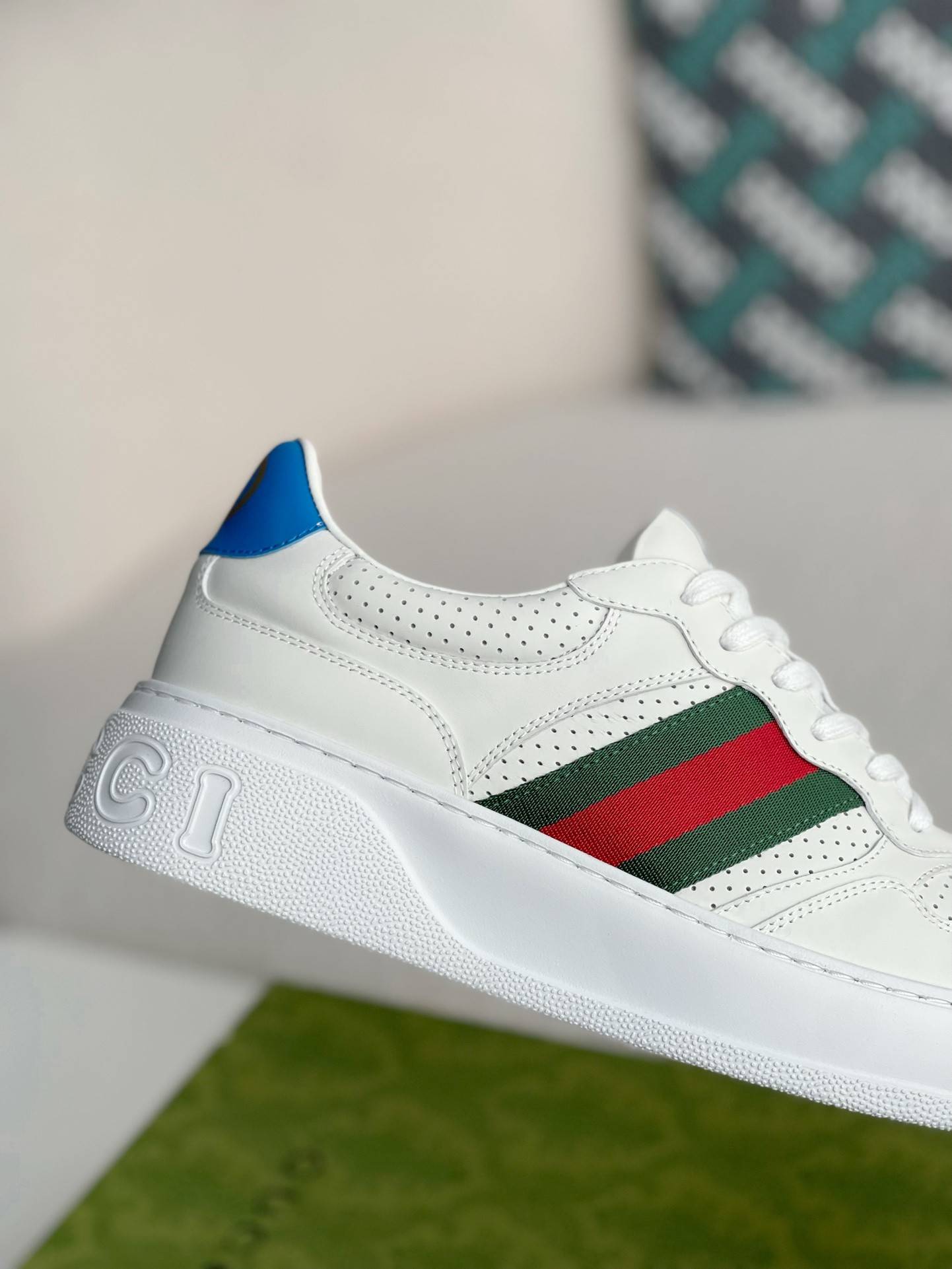 GU*ISneakers Cowhide