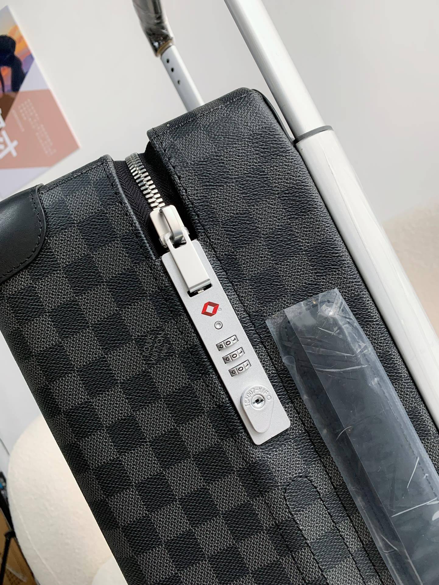 L*V Suitcase