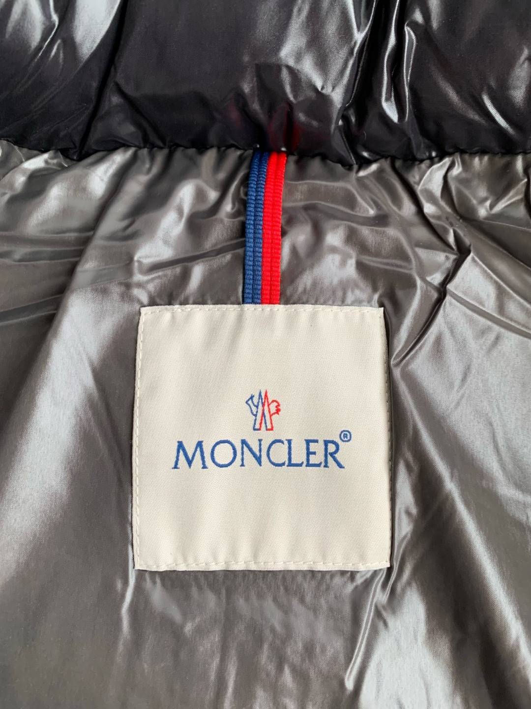 M0nc1er short  men