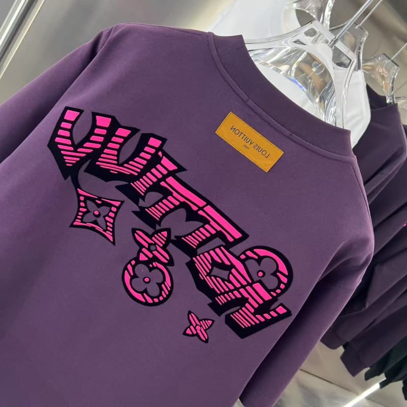 2025 New Flocked 3D T-Shirt