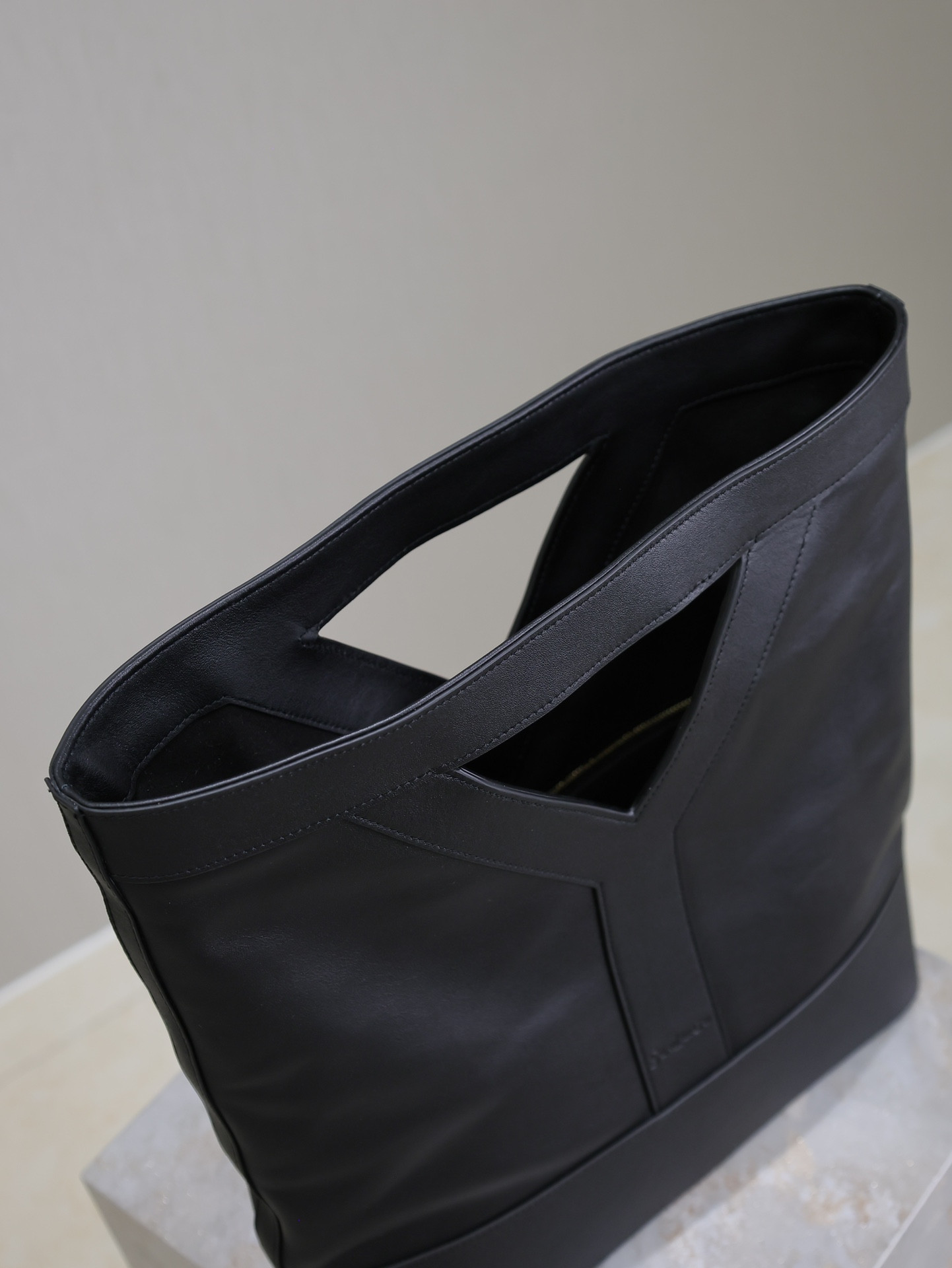 Ysl 24ss Attaché Case