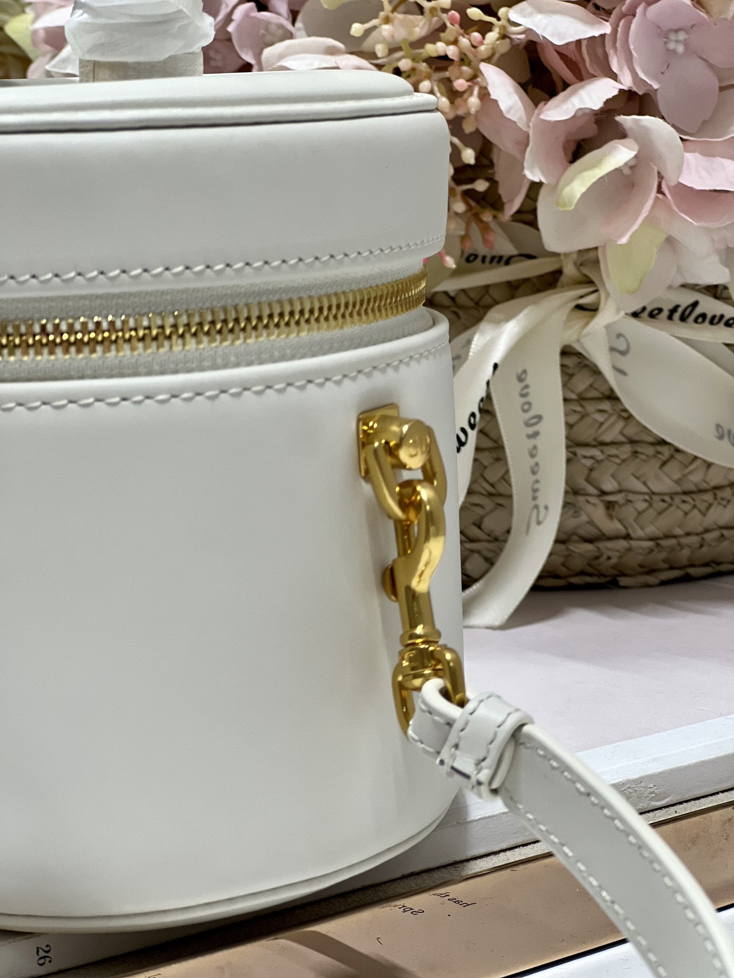 Medium Cd Signature Vanity Case