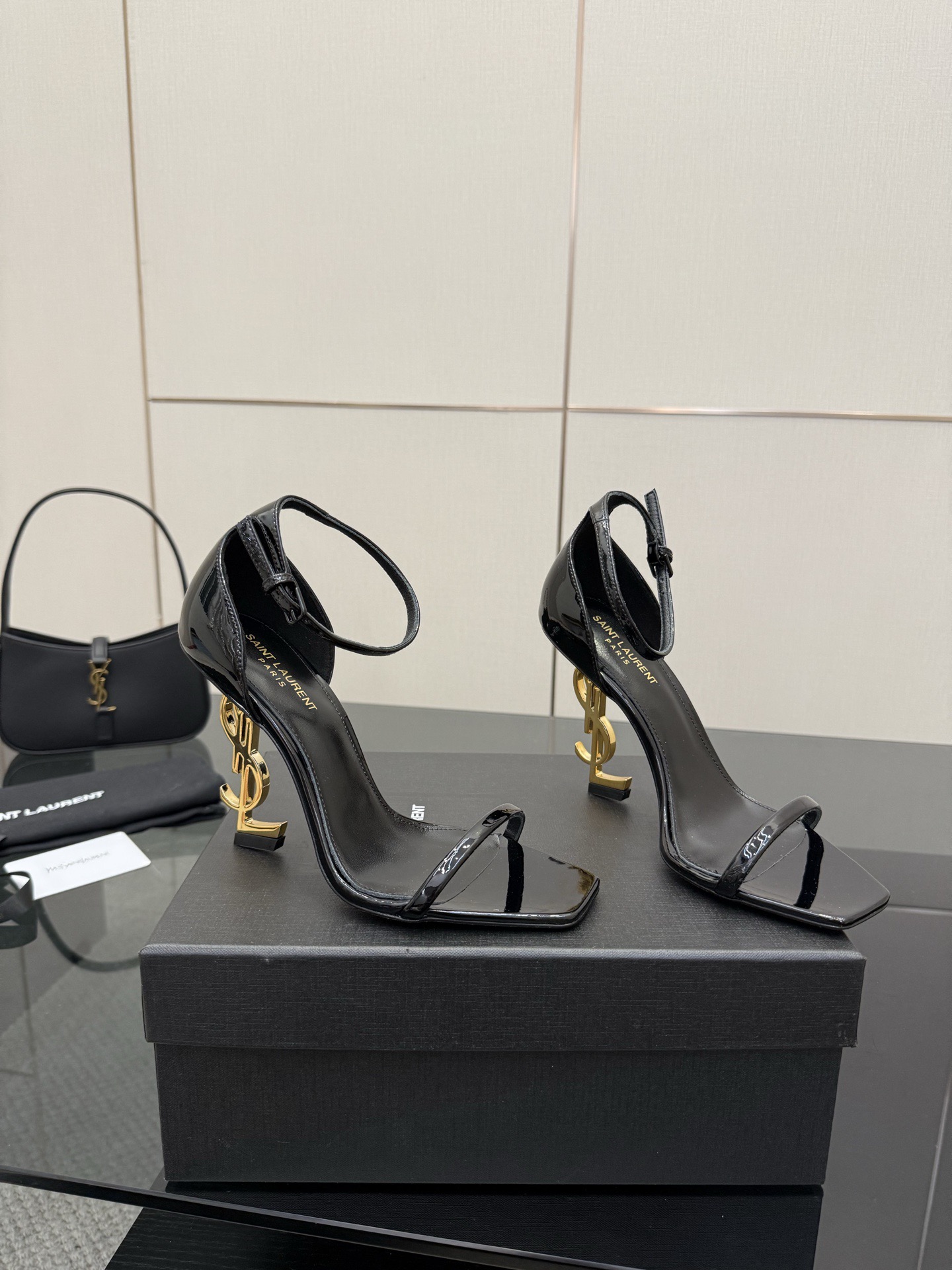YSL OPYUM SANDALS IN PATENT LEATHER