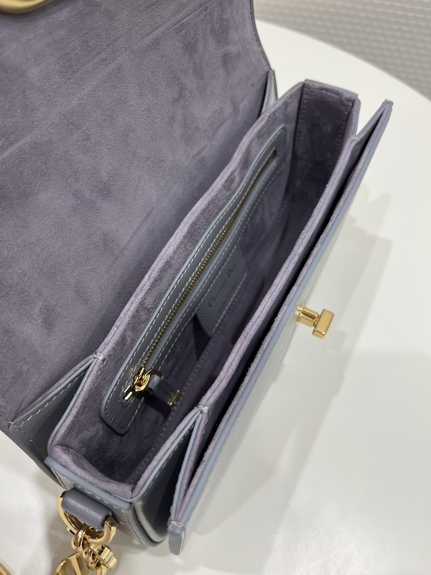 30 Montaigne Bag