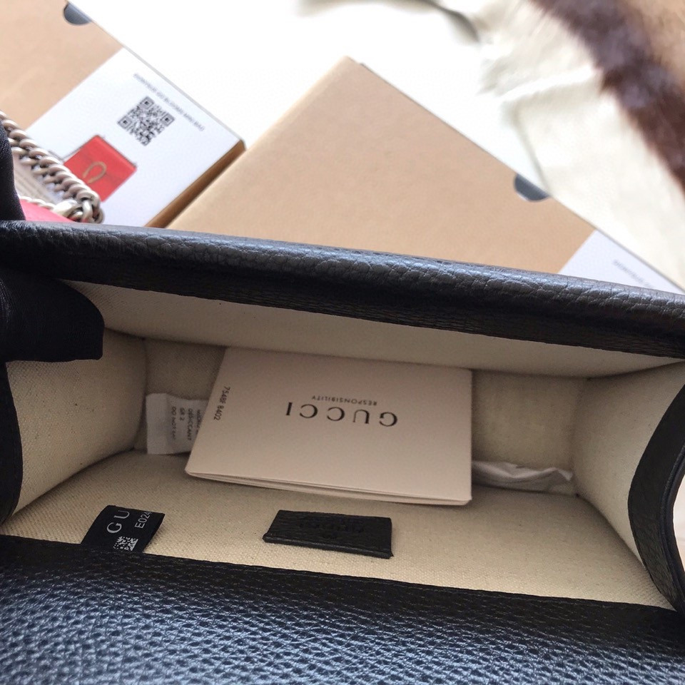 G*u*i dionysus bag