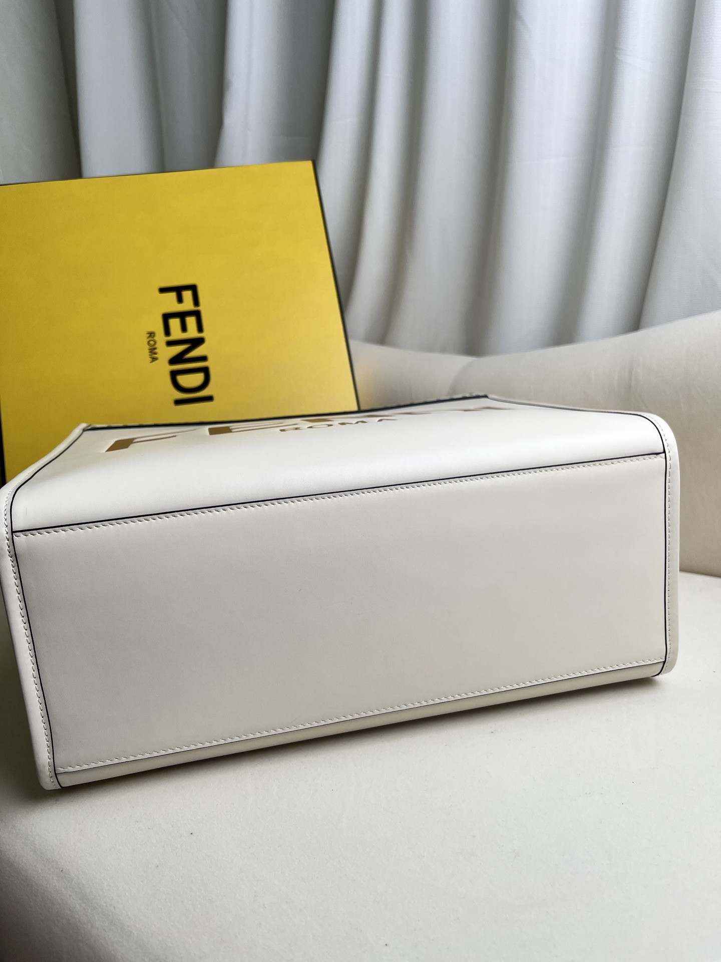 FENDI SUNSHINE TOTE