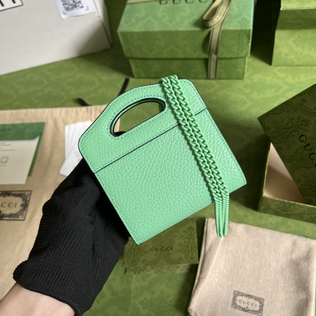 G*u*i gg marmont bag
