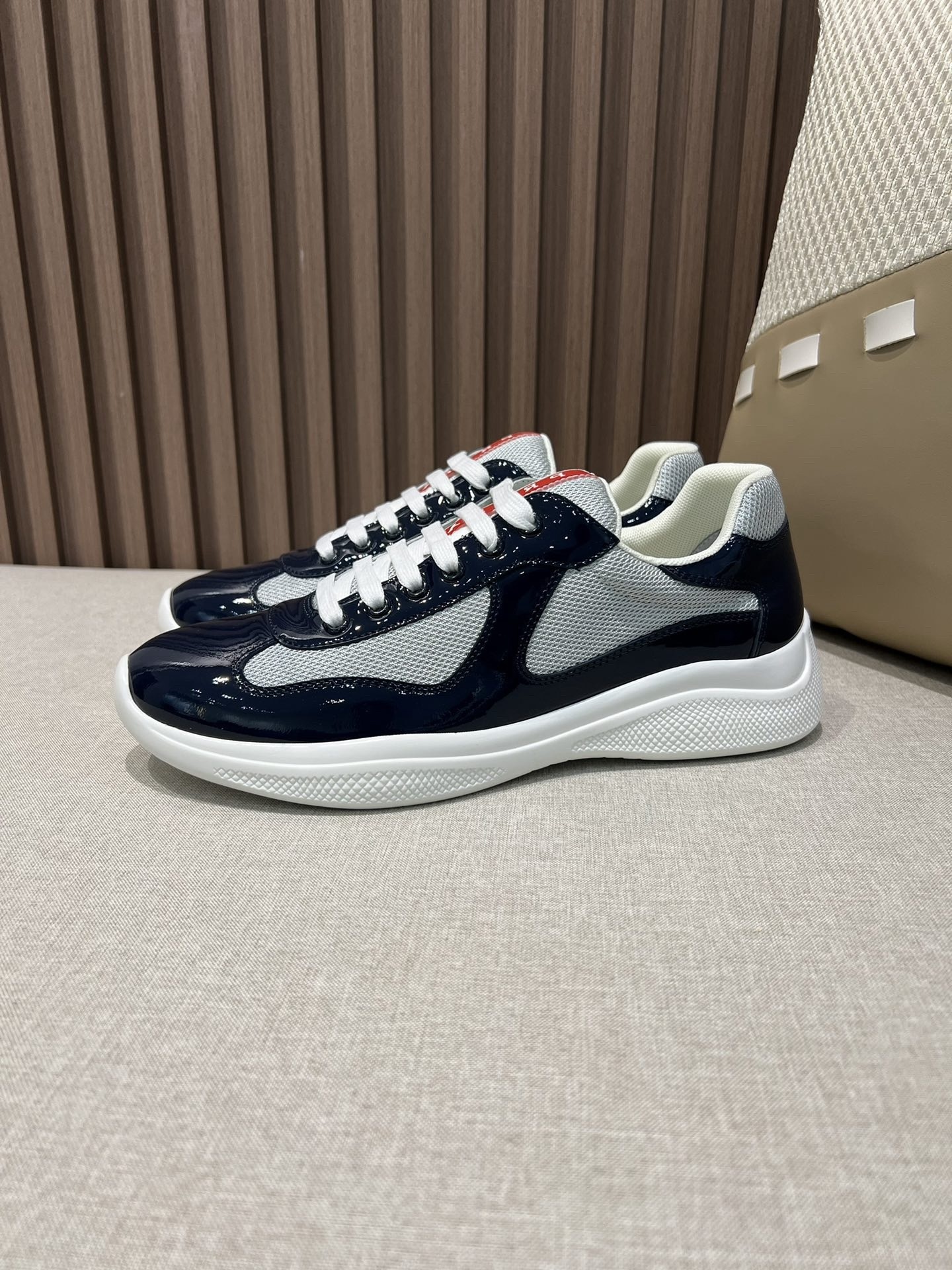 P*DA Sneakers